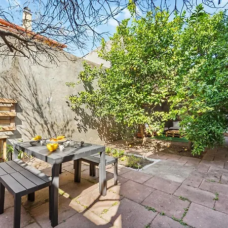 Garden Holiday Ferienhaus *